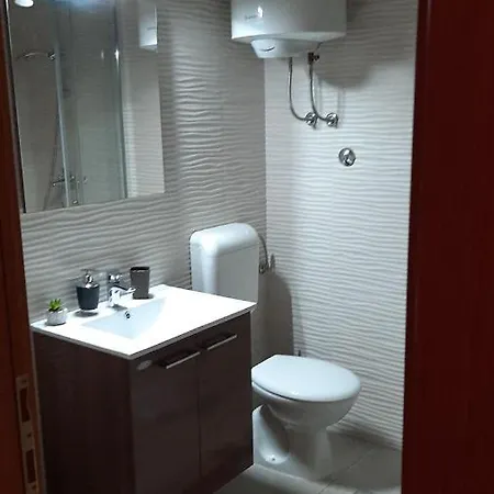 Apartments Monika Omiš Zewnętrze zdjęcie